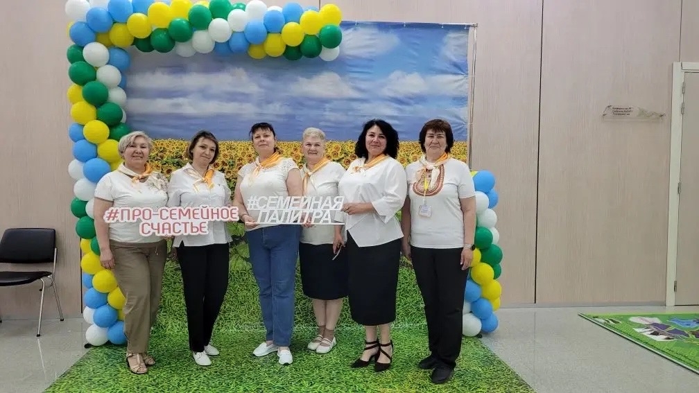 Read more about the article «Семейные ценности»